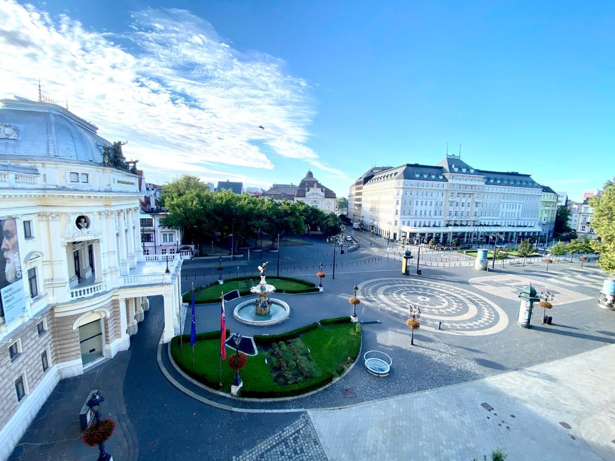 Modern Apartment In Historic City Center Old Town Bratislava Esterno foto